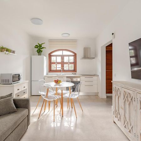 Karibu By Kamili Lanzarote Apartman Playa Honda  Kültér fotó